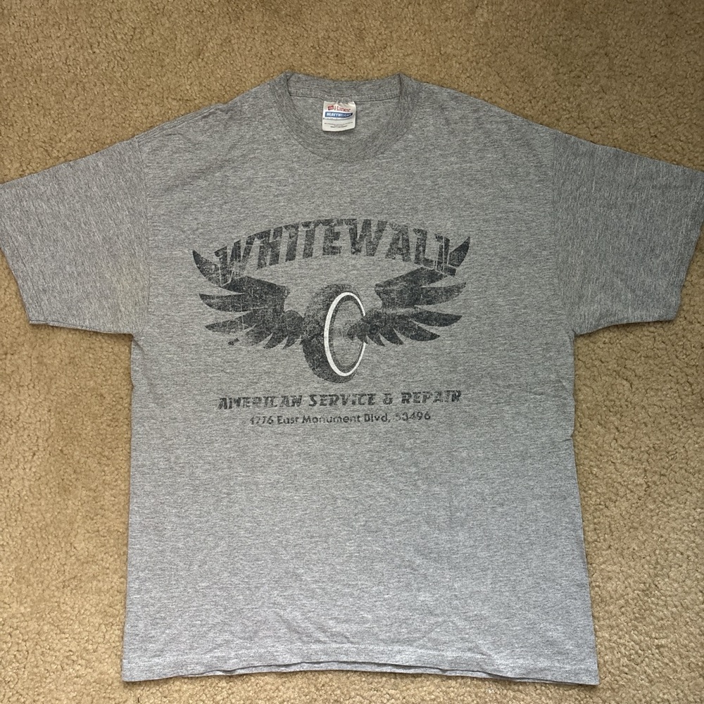 Vntg 2000s Whitewall Repair Shop Graphic T-Shirt